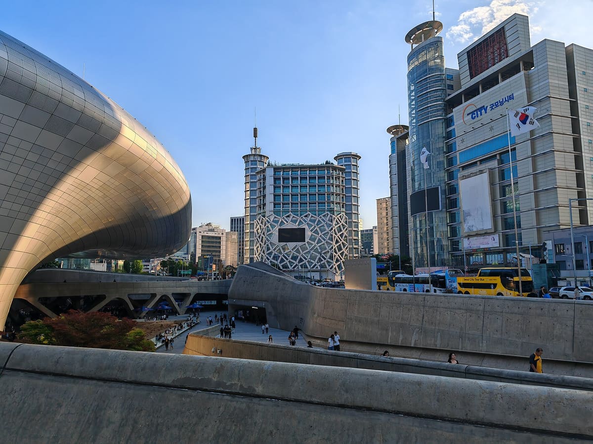 Dongdaemun Design Plaza — 20240601 144028 Dongdaemun Design Plaza, Seoul 08