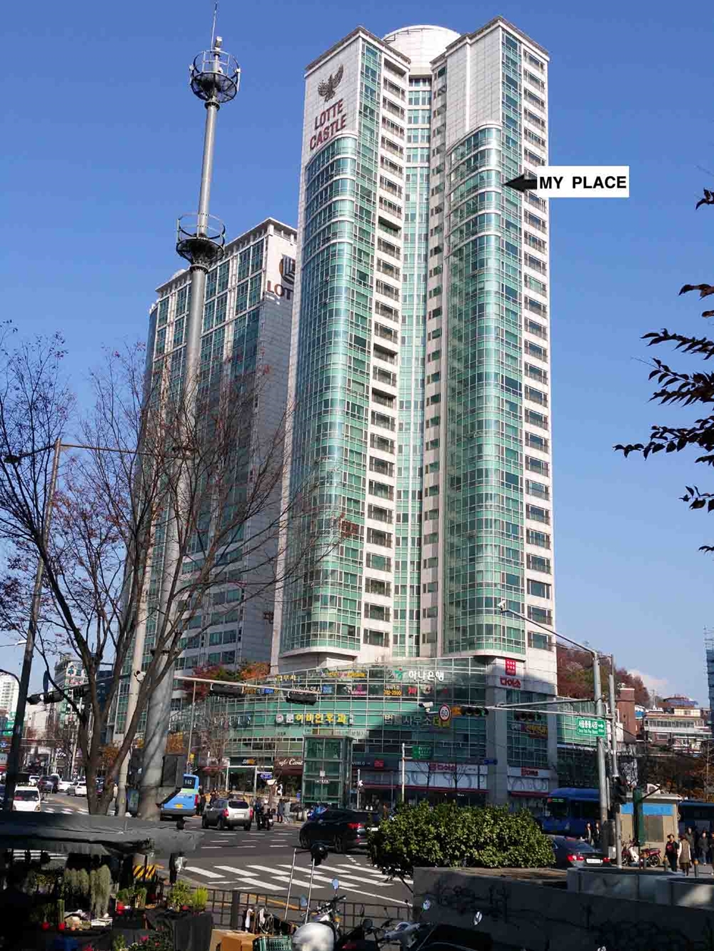 High-rise residence containing G.U Seoul Homestay on Jong-ro