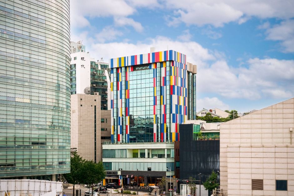 Color-panel facade of Imperial Palace Boutique Hotel in Itaewon
